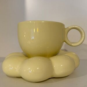 Butter Yellow Ceramic Mug with Cloud Bubble Saucer